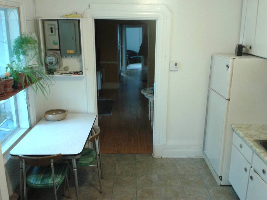 Full kitchen with breakfast nook.