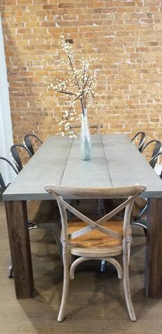 Elegant Town home, Newark / Ironbound gallery image 5