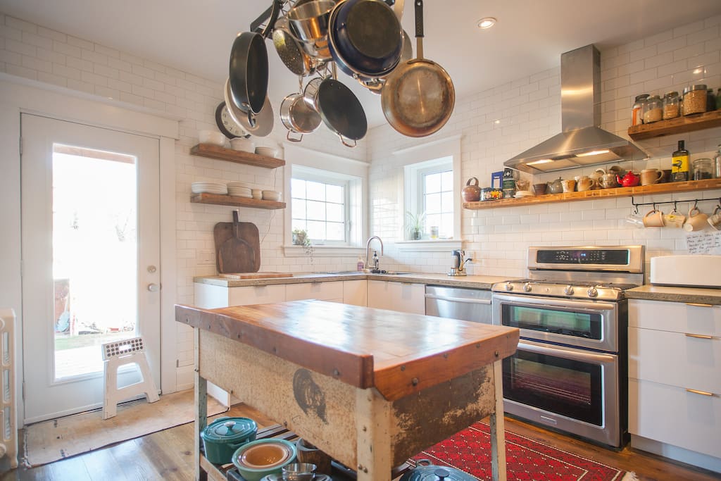 Well-equipped kitchen for your dinner masterpieces