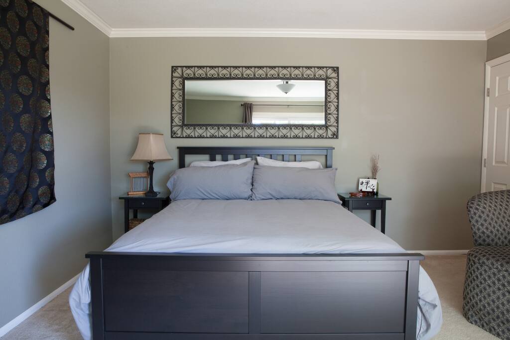 Queen size bed