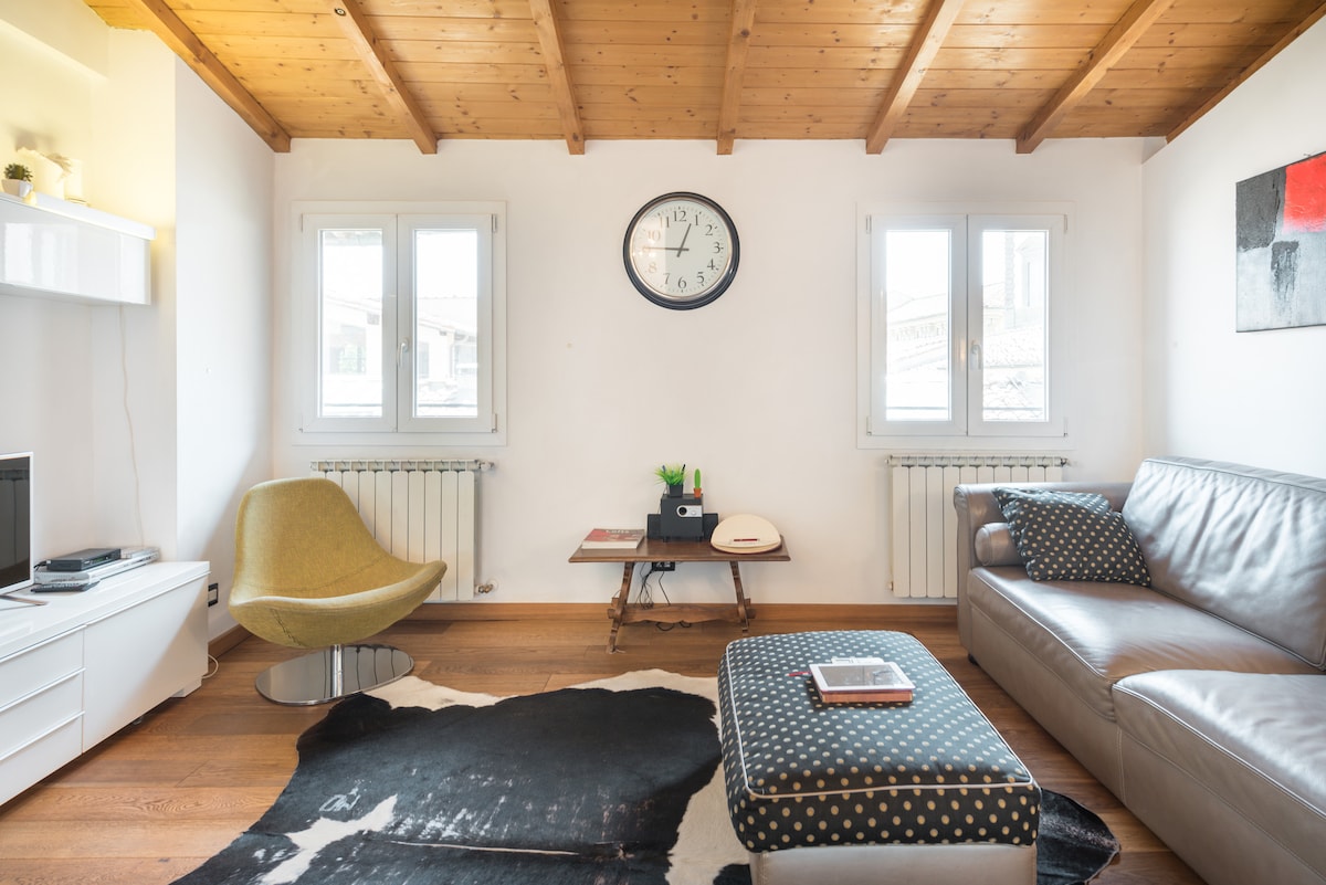 Annuncio Airbnb popolare: Duomo Flat Amazing view in Florence a Firenze