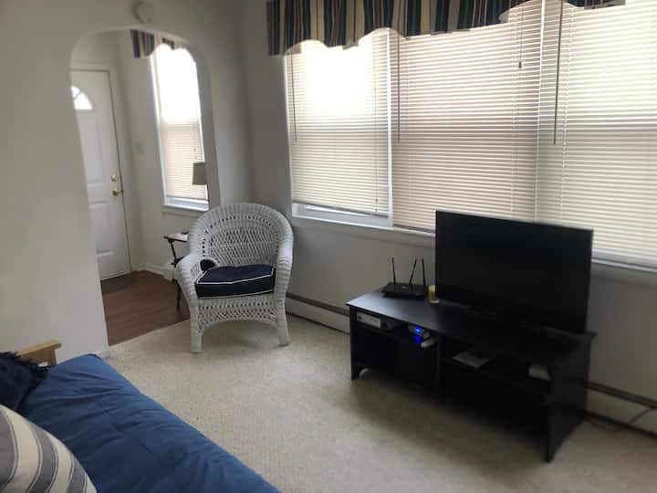 Charming Margate Beach Summer Bungalow By The Bay - Longport, NJ