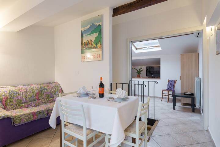 Cozy apartment with a roof terrace gallery image 5