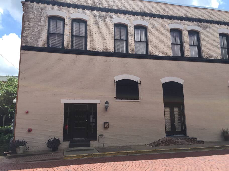 Entrance to apartment.