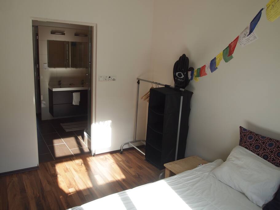 Bedroom 2 with direct access to bathroom