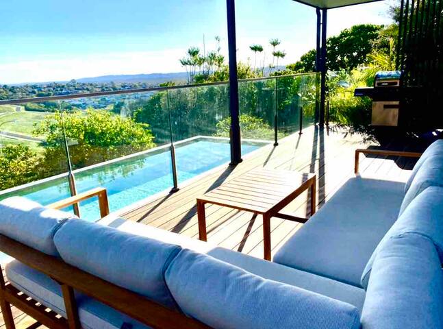 Hilltop Haven gallery image 3