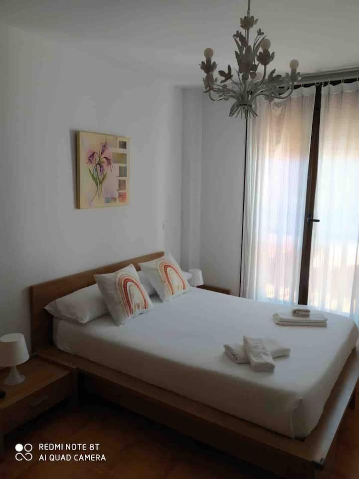 ห้องสองห้อง 