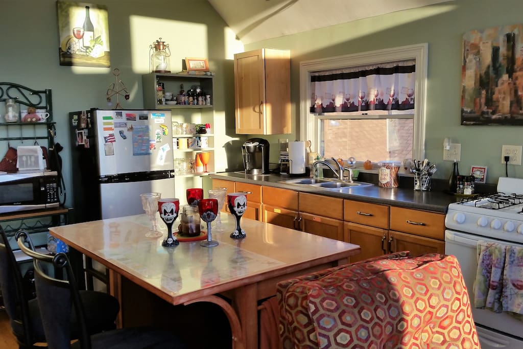 Fully functional kitchen...but cooking is not required! ;)