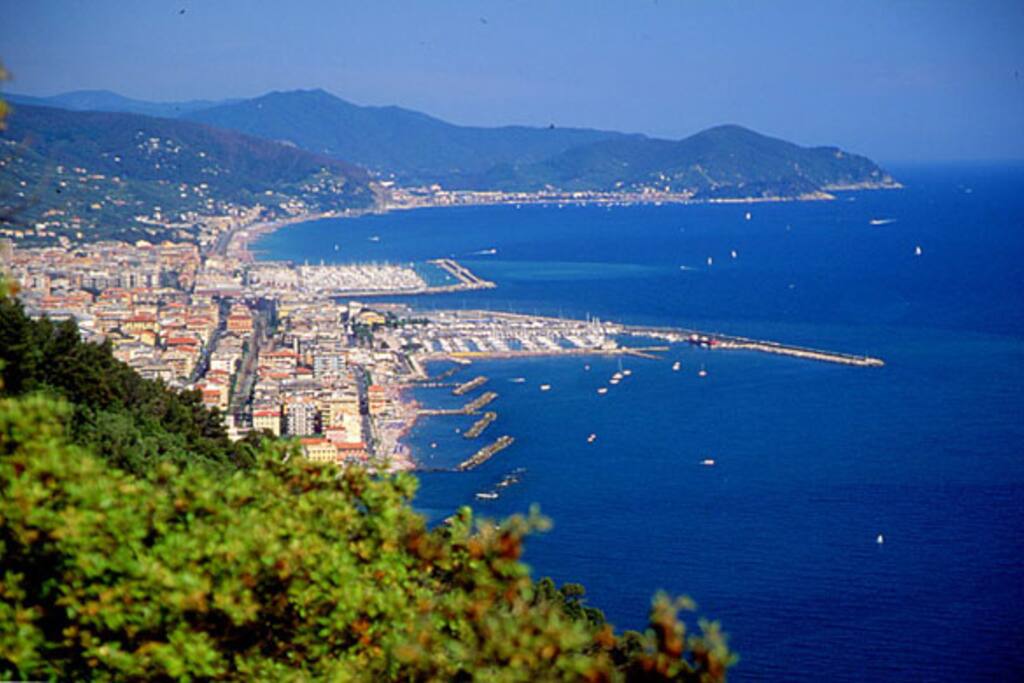 vista di Chiavari dall'Aurelia