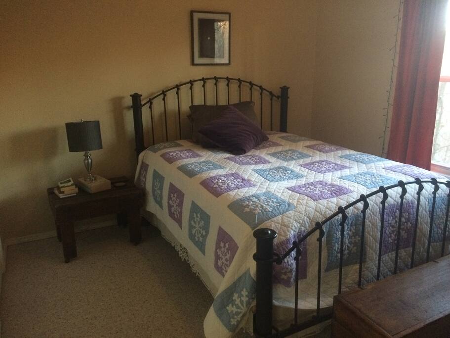 Bedroom 1 with Queen bed