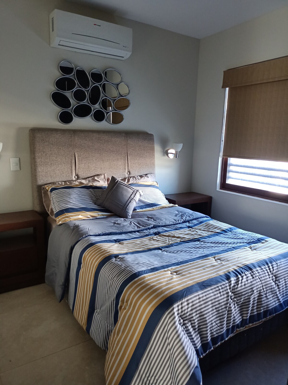 საძინებელი 1