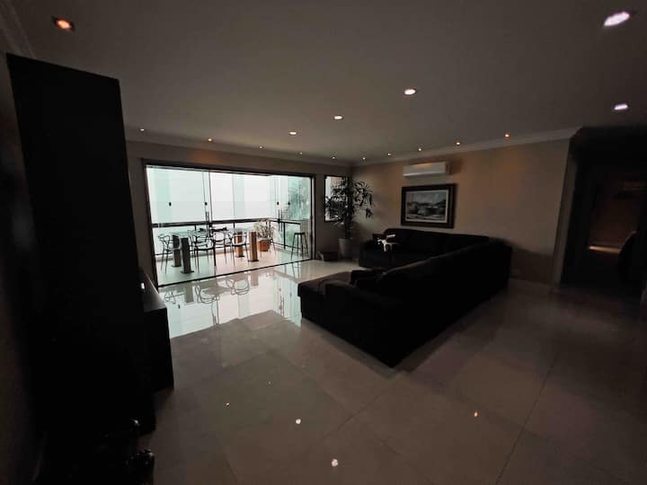 Angra dos Reis, Porto Real Resort, apto 200m²