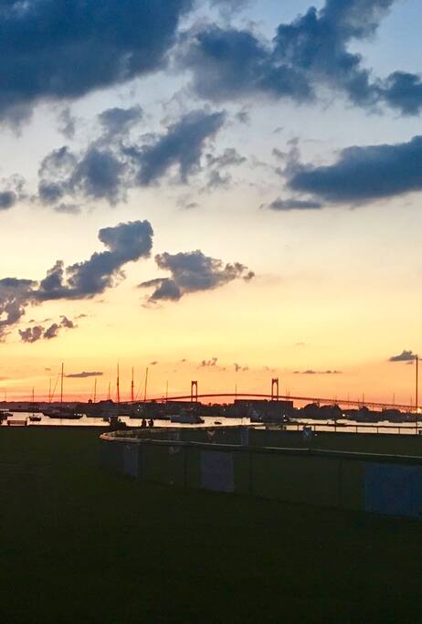 Kings Park! Located at the bottom of our street (2 minute walk) Catch beautiful sunsets here!