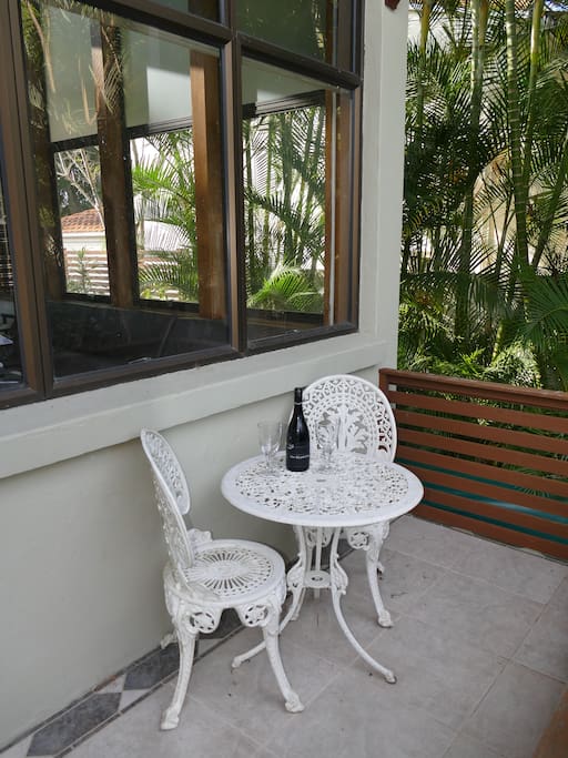 A nice little nook for a morning coffee or afternoon drink out of the sun.
