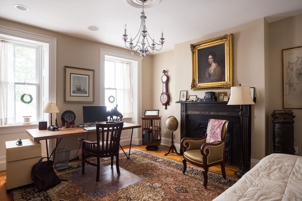 2nd floor library/study with twin bed