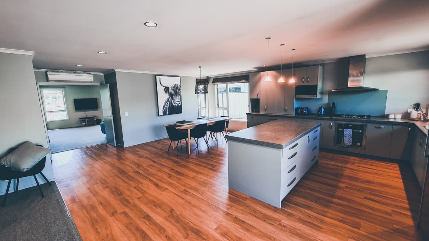 Albert Drive Retreat - Central Otago Bliss 1
