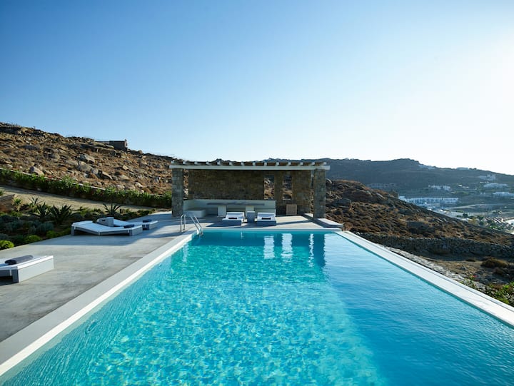 Luxury Paraga Estate, Mesmerizing Views Of The Aegean Sea, Paradise&paraga Beach - Cyclades