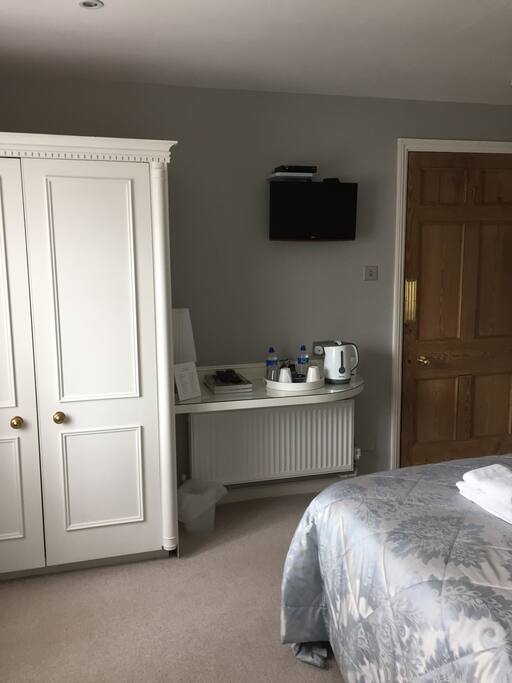 Wardrobe space Room 2