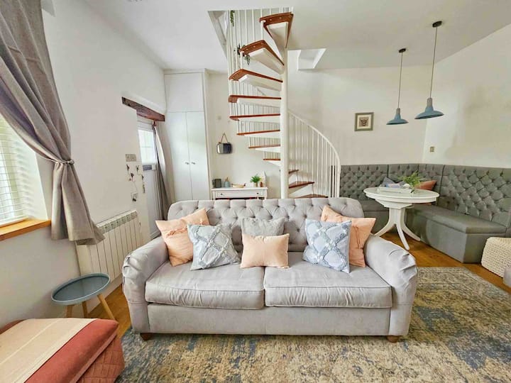 2 Graham Cottage, Talkin, Brampton, North Pennines - Northumberland