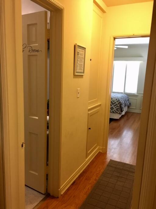 Entry/Hallway