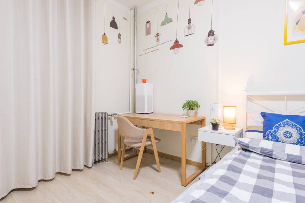 主卧全景~~(Soft bright master bedroom)
