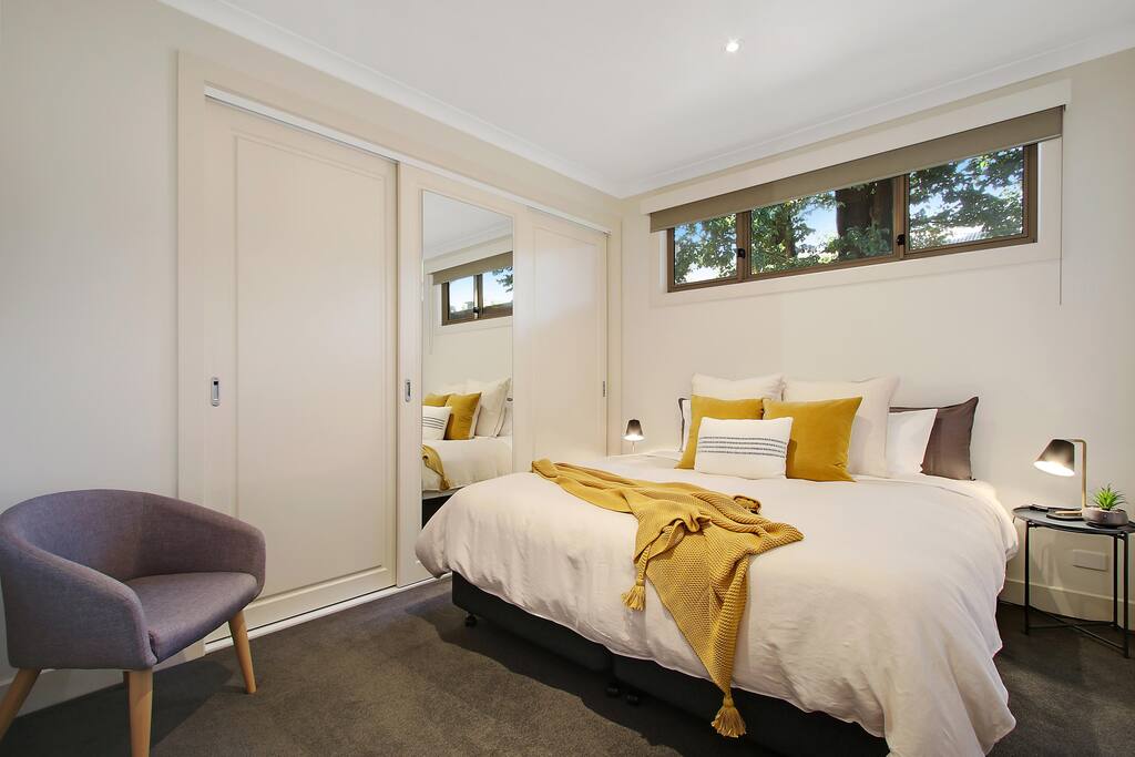 Bedroom 3 - available as a king bed or two singles