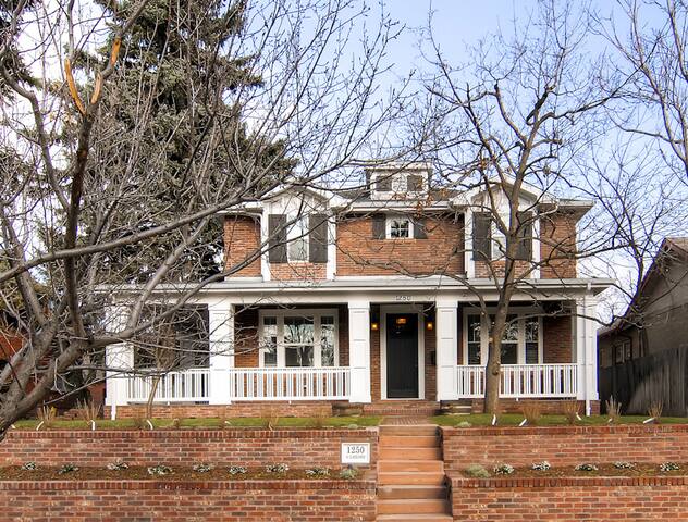 Family Home 6 bed/4 bath in Beautiful Wash Park!