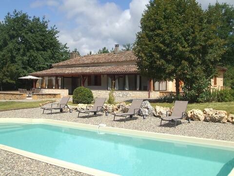 Gite Sauduc Dordogne very quiet