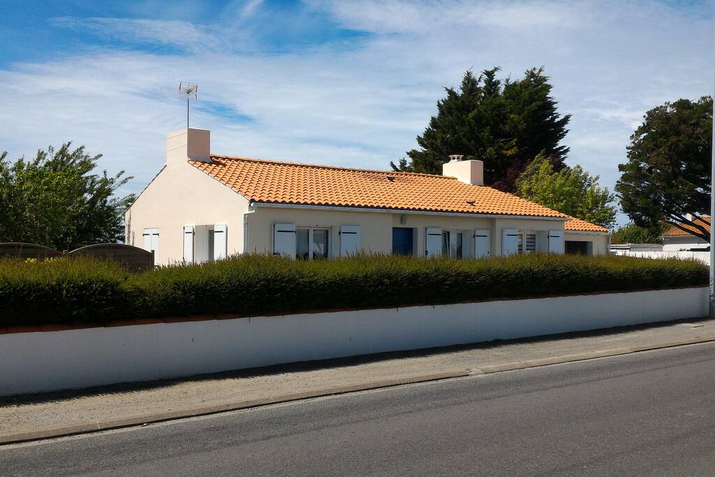 Maison vue de la route