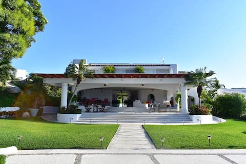Villa Blanca, Acapulco, Guerrero