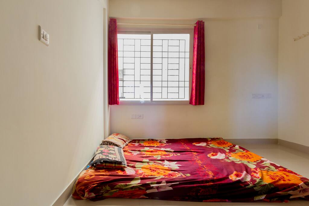 Bedroom 1 -East