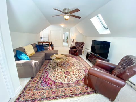 Apt. Above detached garage