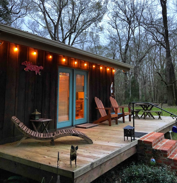 Bonne Terre Studio Louisiana Farm Stay • Getaway Farm stays for Rent in Breaux Bridge