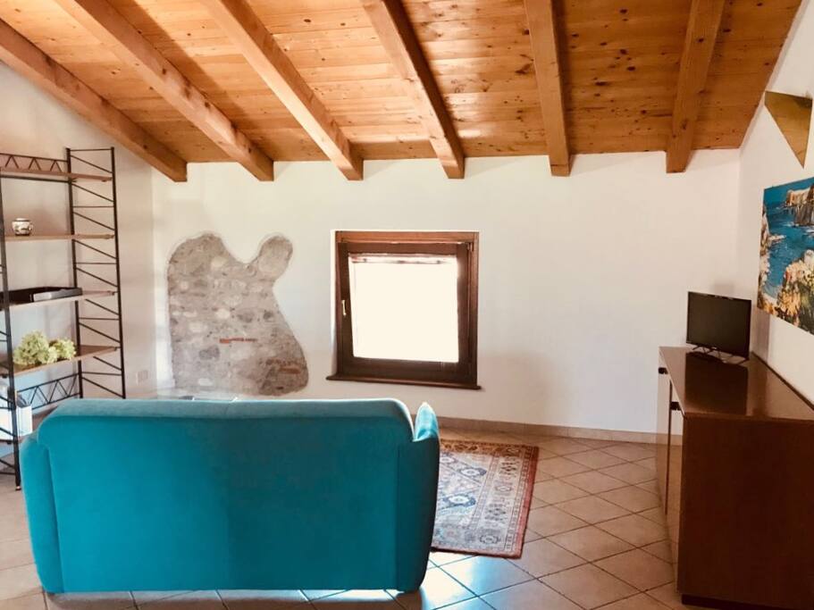 Living area / Salottino