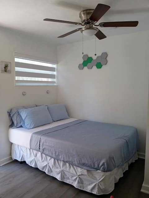 Popular Airbnb listing: 305 District Studio Hosted by Marisela & Cyrus in Miami