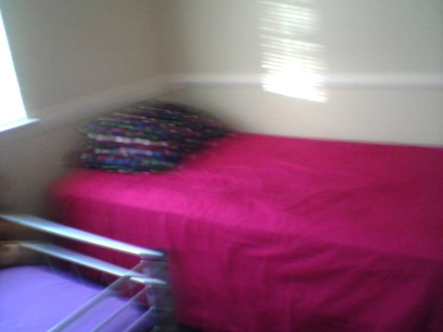 Bed 2 in Bedroom #1