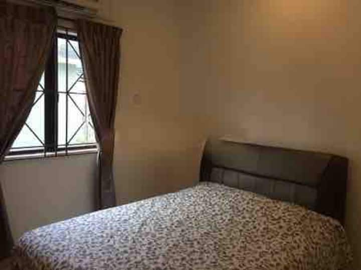 5-та спална соба (брачен кревет (широк 180-220 см )