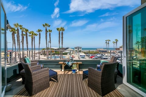 Ocean View 3BR Condo Steps from the Beach & Sunset