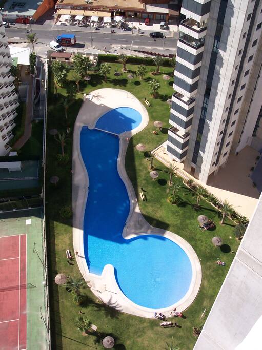 Vista de la piscina lago