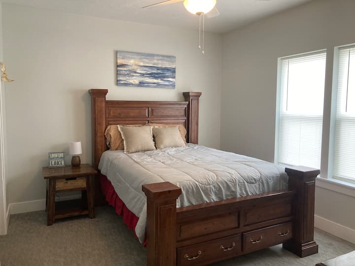 Ძირითადი საძინებელი 