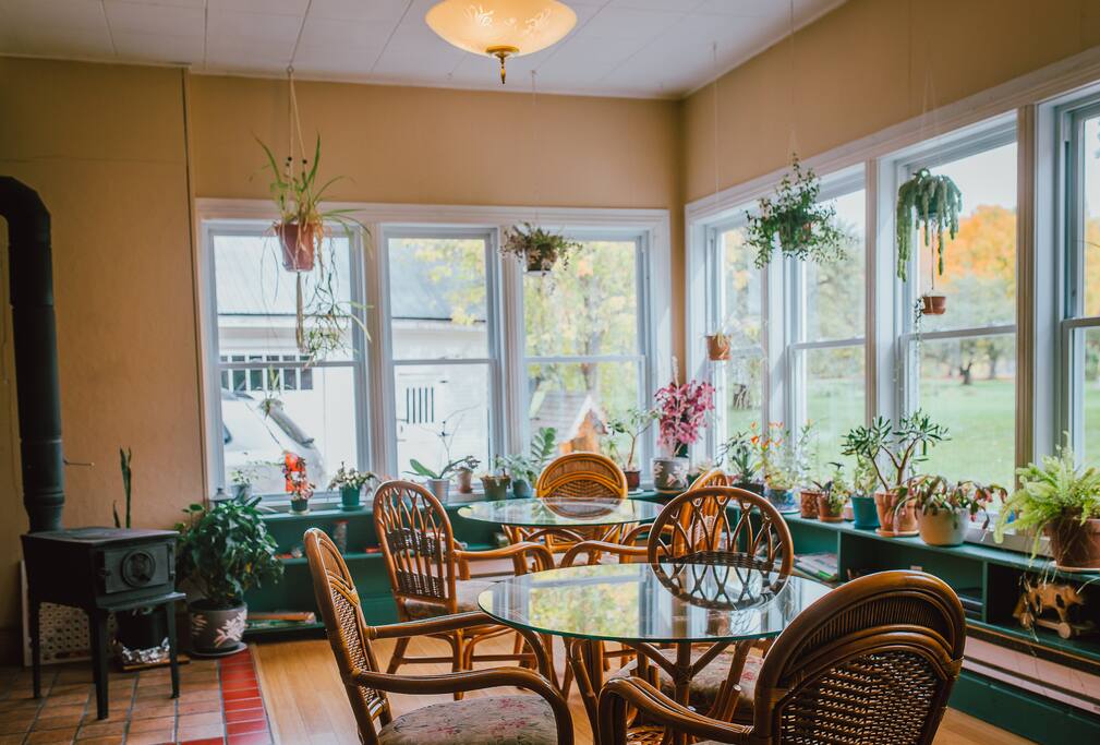 This is where we serve breakfast.