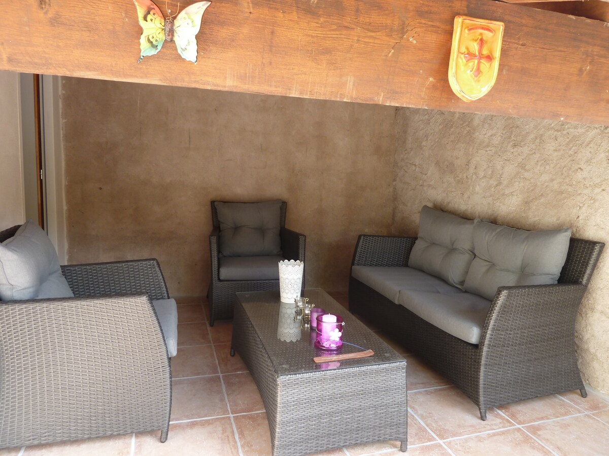 غرفة المعيشة