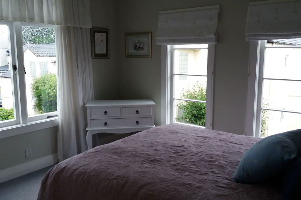 This is the Queen Bed room. Very airy.