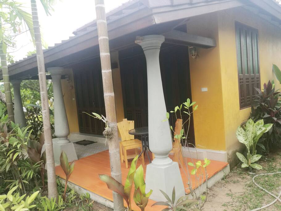 Bungalow am Pool