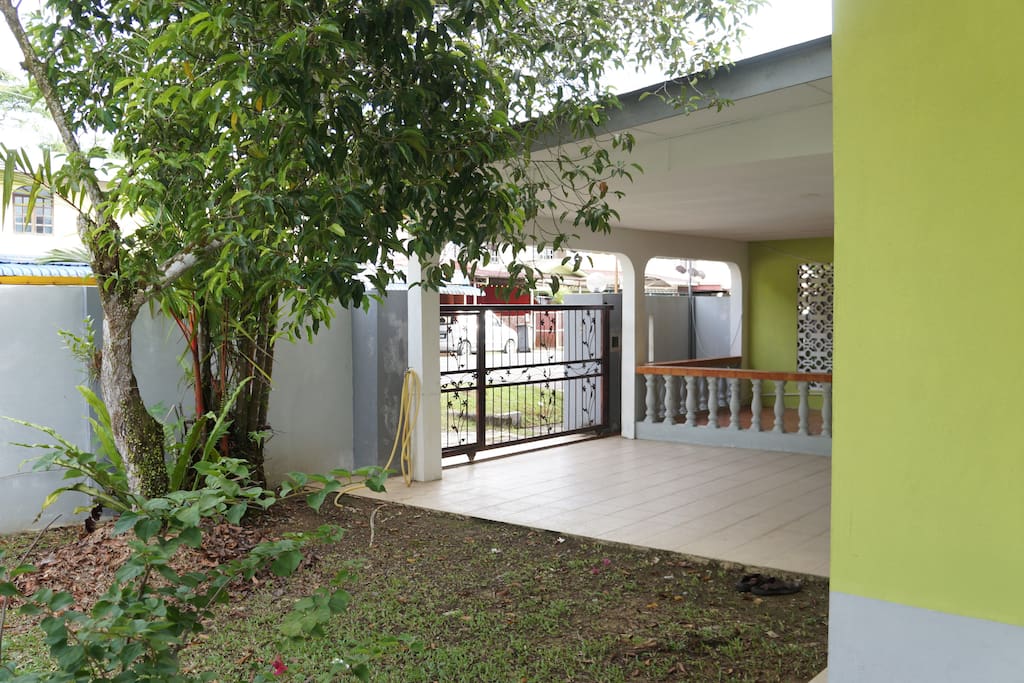 Garden and balcony area