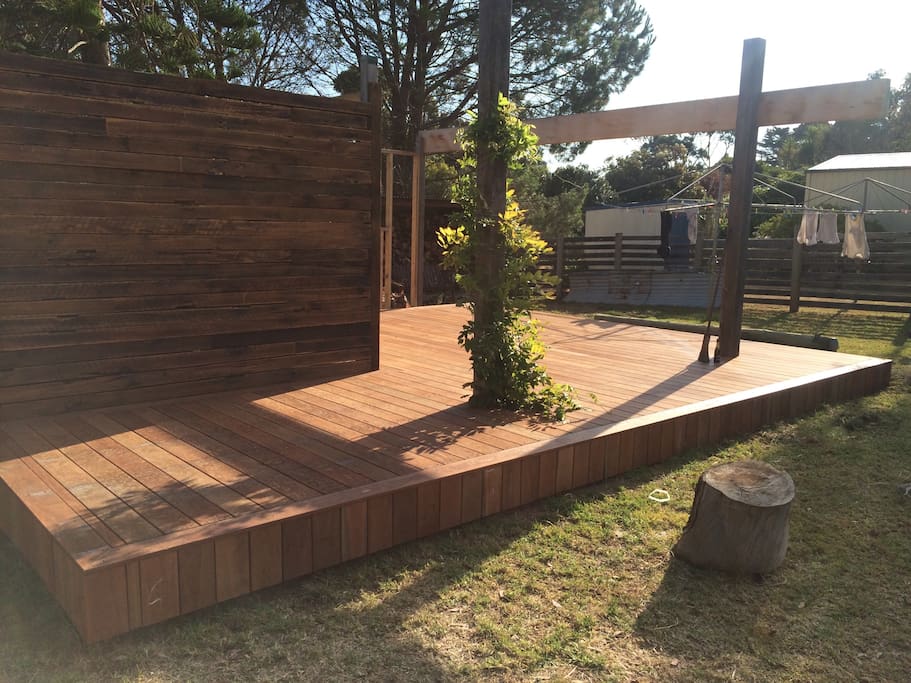 Deck.