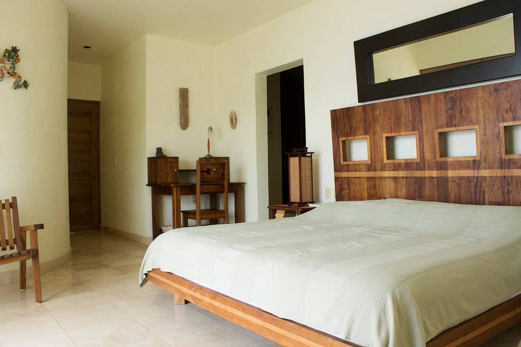 master bedroom with king size bed