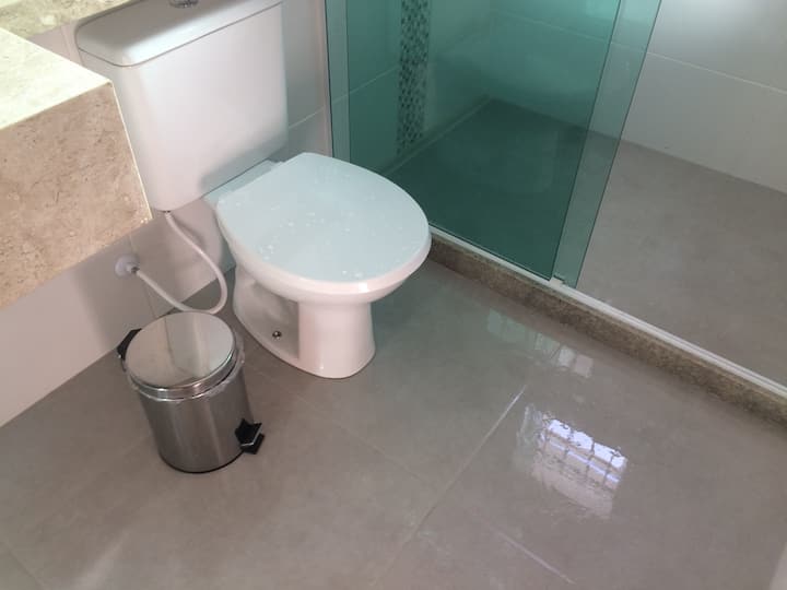 2 baños en la habitación