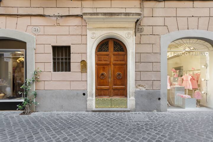 THE SPANISH PENTHOUSE gallery image 3