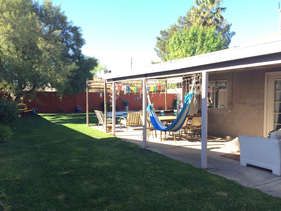 Table for 6, hammock, couch and epic yard.